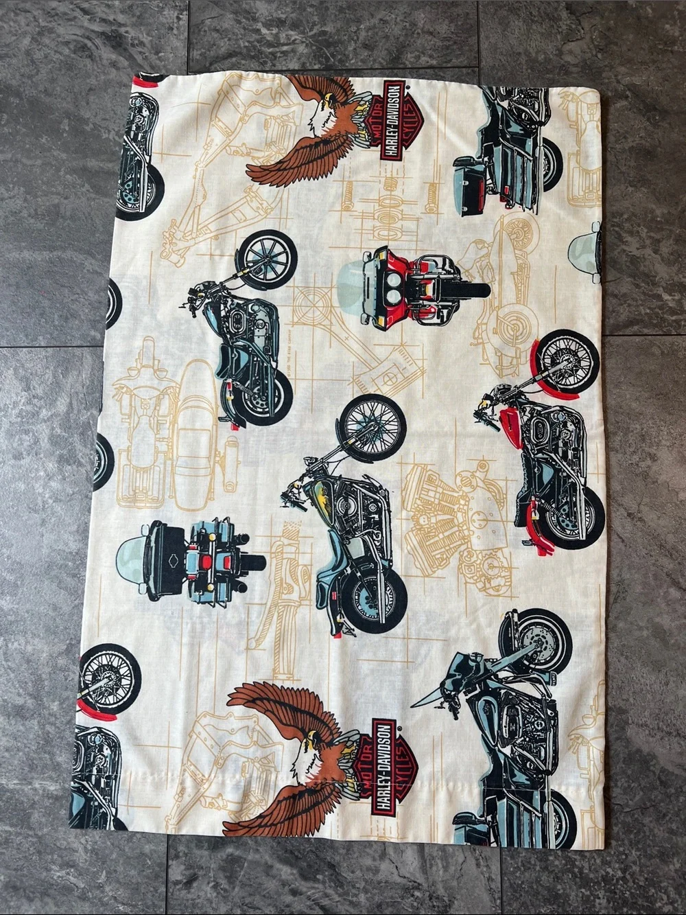 Vintage Harley-Davidson Cream Twin Sheet set with Motorcycle print great cond